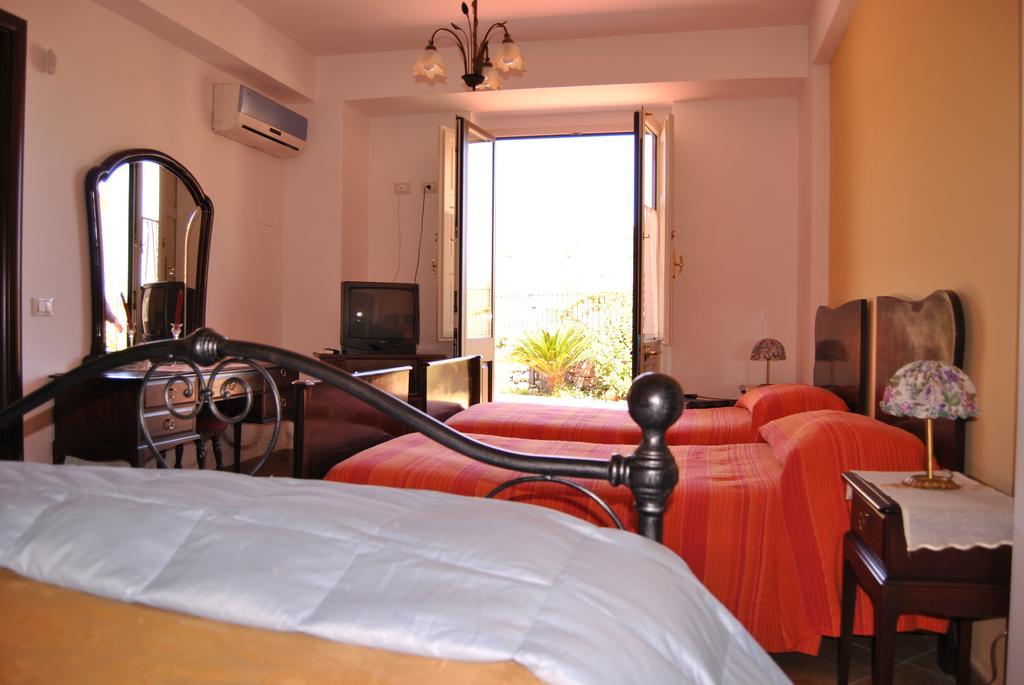 פיידימונטה אטנאו B&B Villagata חדר תמונה